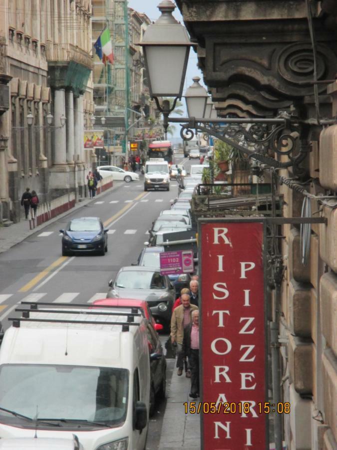 La Locanda Del Centro Storico Κατάνια Εξωτερικό φωτογραφία